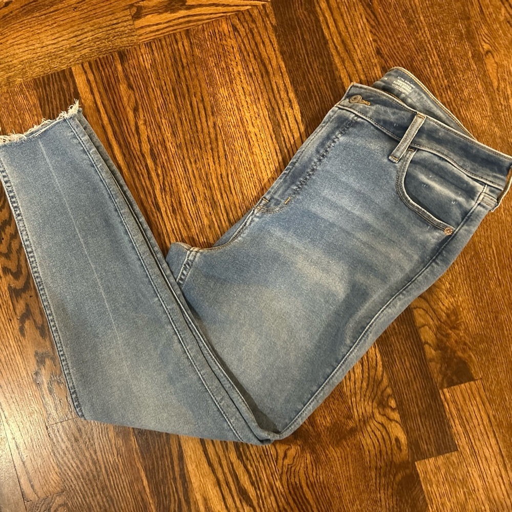 Old Navy Extra High Rise Rockstar Super Skinny Jeans Women’s 14 Raw Hem - Picture 4 of 4